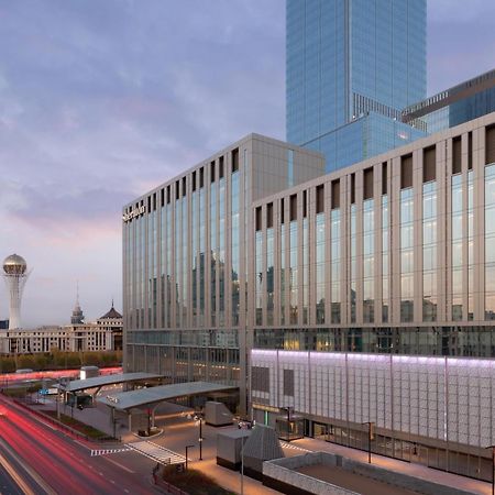Sheraton Astana Hotel Exterior photo The new terminal