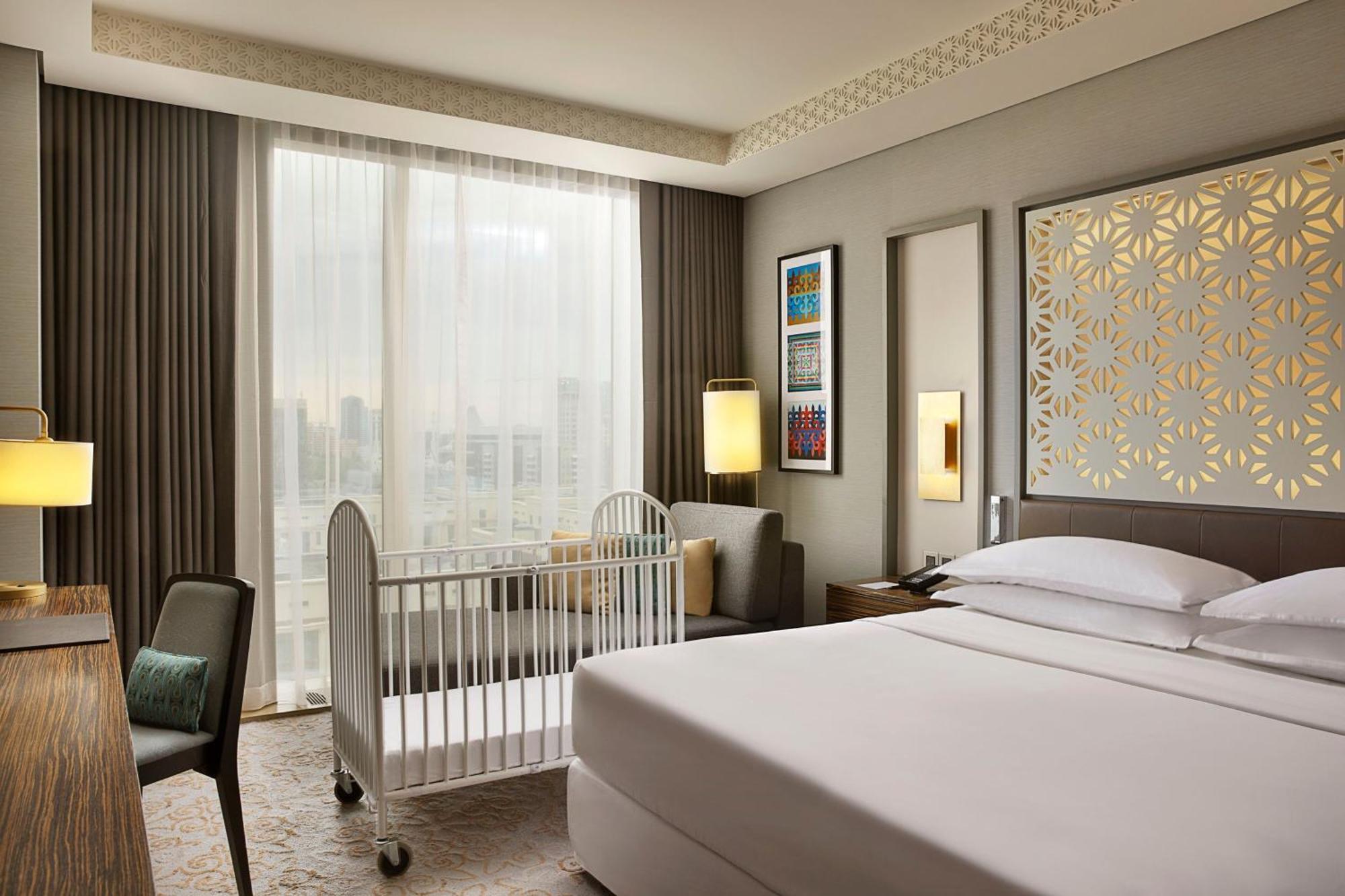 Sheraton Astana Hotel Exterior photo A room at the hotel